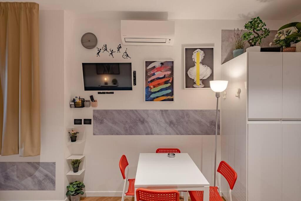 Modern Apartment At San Giovanni Рим Экстерьер фото